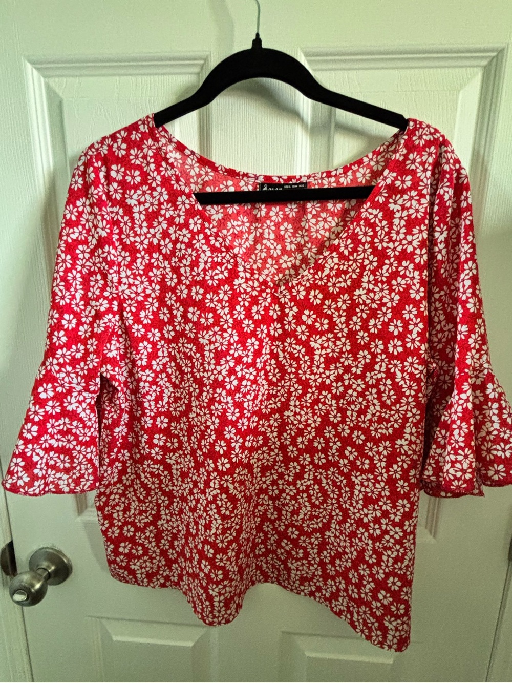 😍SASON Red Floral V-Neck Women’s Blouse Size Large /XL